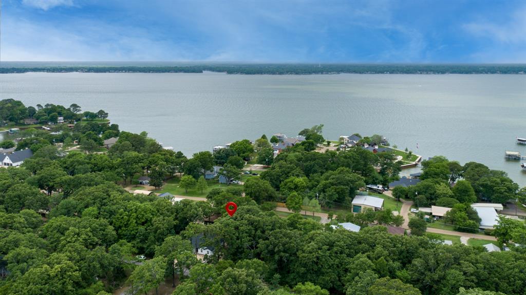 129 King Arthur Road Mabank, TX 75156 - Photo 31 of 33 a view of a lake