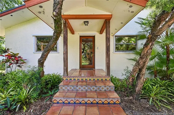 $484,000 | 351 Southeast Flamingo Avenue, Stuart, FL 34996