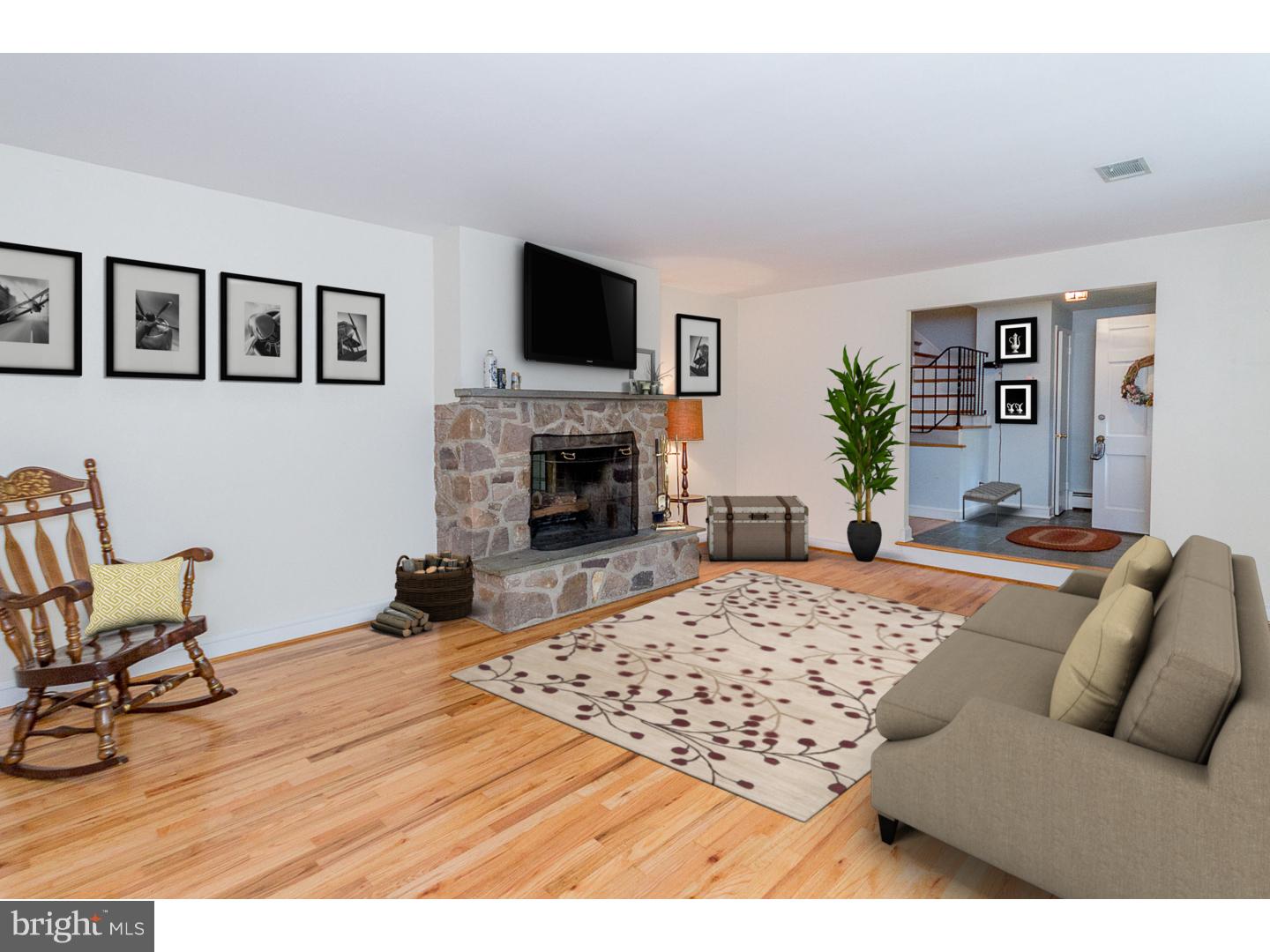 701 Henning Road Perkiomenville, PA 18074 - Photo 6 of 25 Living Room