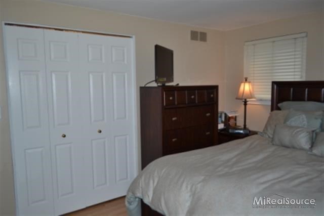 314 Old Perch Road Rochester, MI 48309 - Photo 15 of 27 Beautiful hardwood floors, soft colors, and plenty of space!