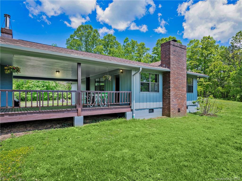 17 Pine Hill Road Fairview, NC 28730 - Photo 5 of 41 Gallery Image 5