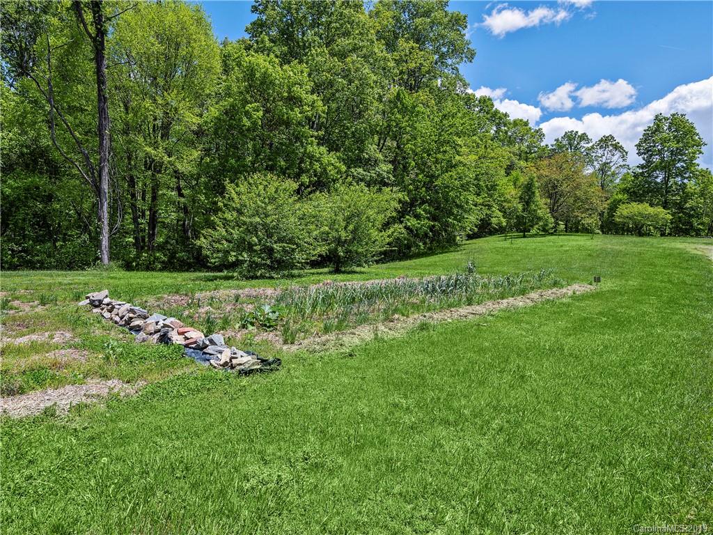17 Pine Hill Road Fairview, NC 28730 - Photo 8 of 41 Gallery Image 8