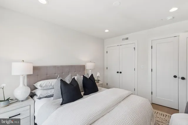 $975,000 | 612 Brenna Walk, Philadelphia, PA 19123