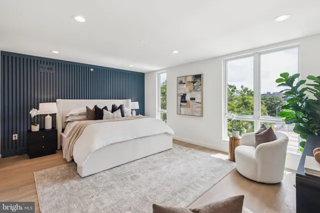 $975,000 | 612 Brenna Walk, Philadelphia, PA 19123