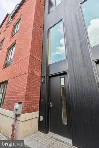 $975,000 | 612 Brenna Walk, Philadelphia, PA 19123