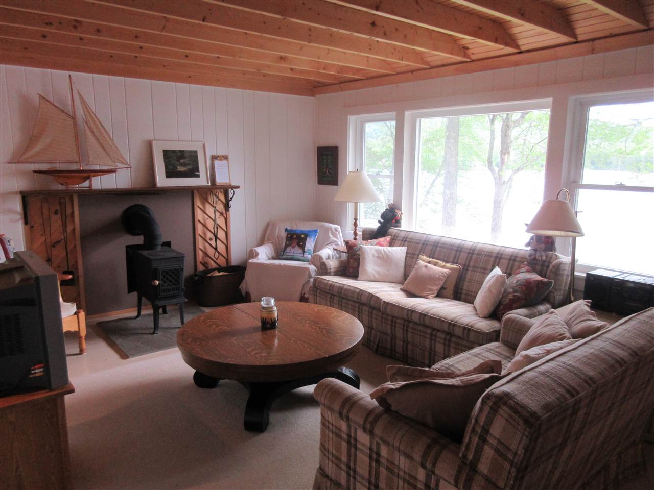 136 Pierce Lake Road Antrim, NH 03440 - Photo 11 of 23