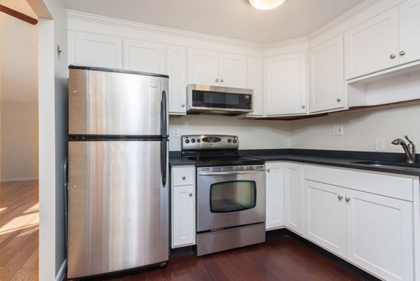6 Margo Road Boston, MA 02135 - Photo 10 of 26 Gallery Image 10