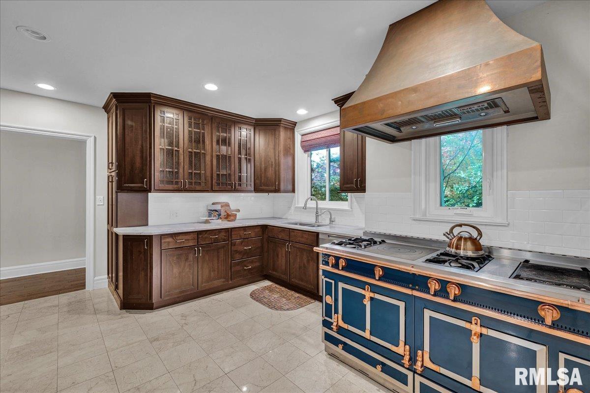 5128 North Prospect Road Peoria Heights, IL 61616 - Photo 21 of 74 Gallery Image 21