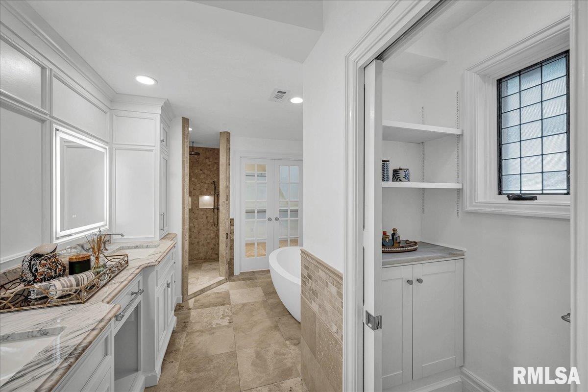5128 North Prospect Road Peoria Heights, IL 61616 - Photo 37 of 74 Gallery Image 37