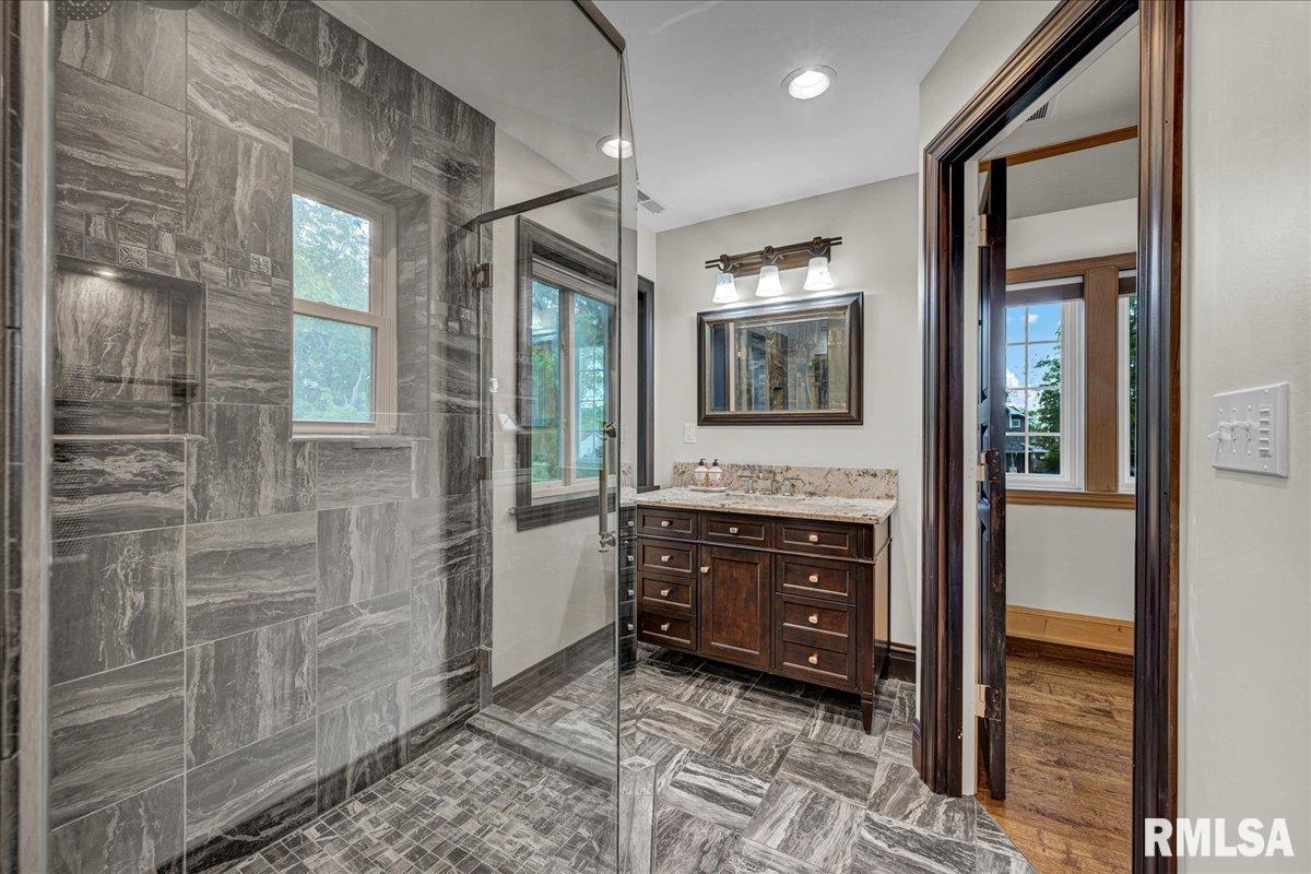5128 North Prospect Road Peoria Heights, IL 61616 - Photo 51 of 74 Gallery Image 51