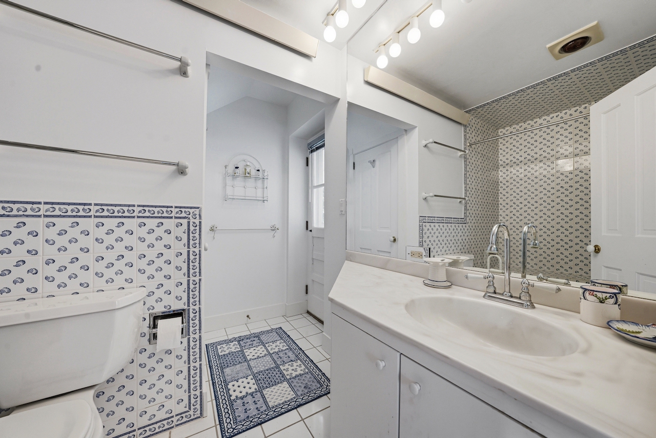 118 South Water Street Edgartown, MA 02539 - Photo 18 of 27