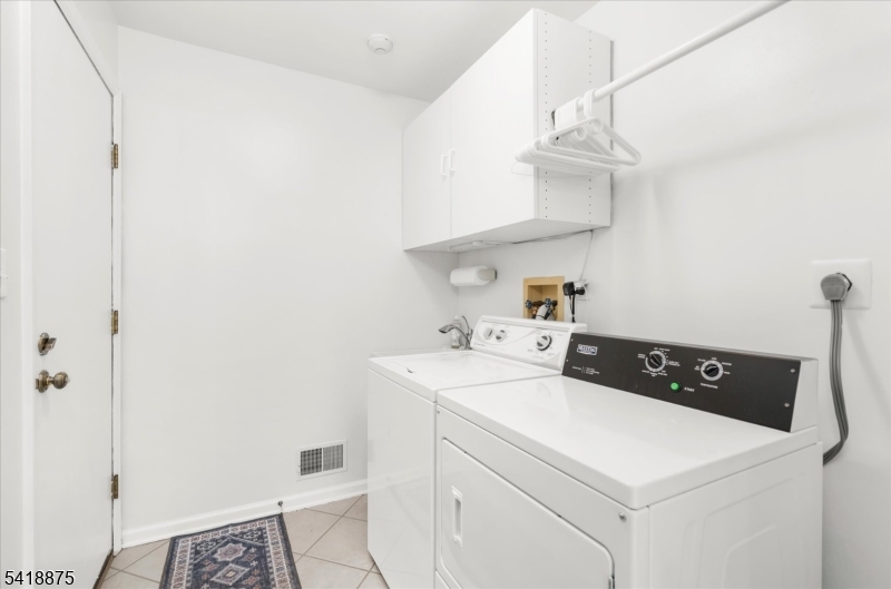 24 Partridge Road Flemington, NJ 08822 - Photo 14 of 35