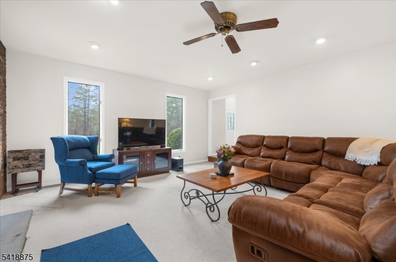 24 Partridge Road Flemington, NJ 08822 - Photo 10 of 35