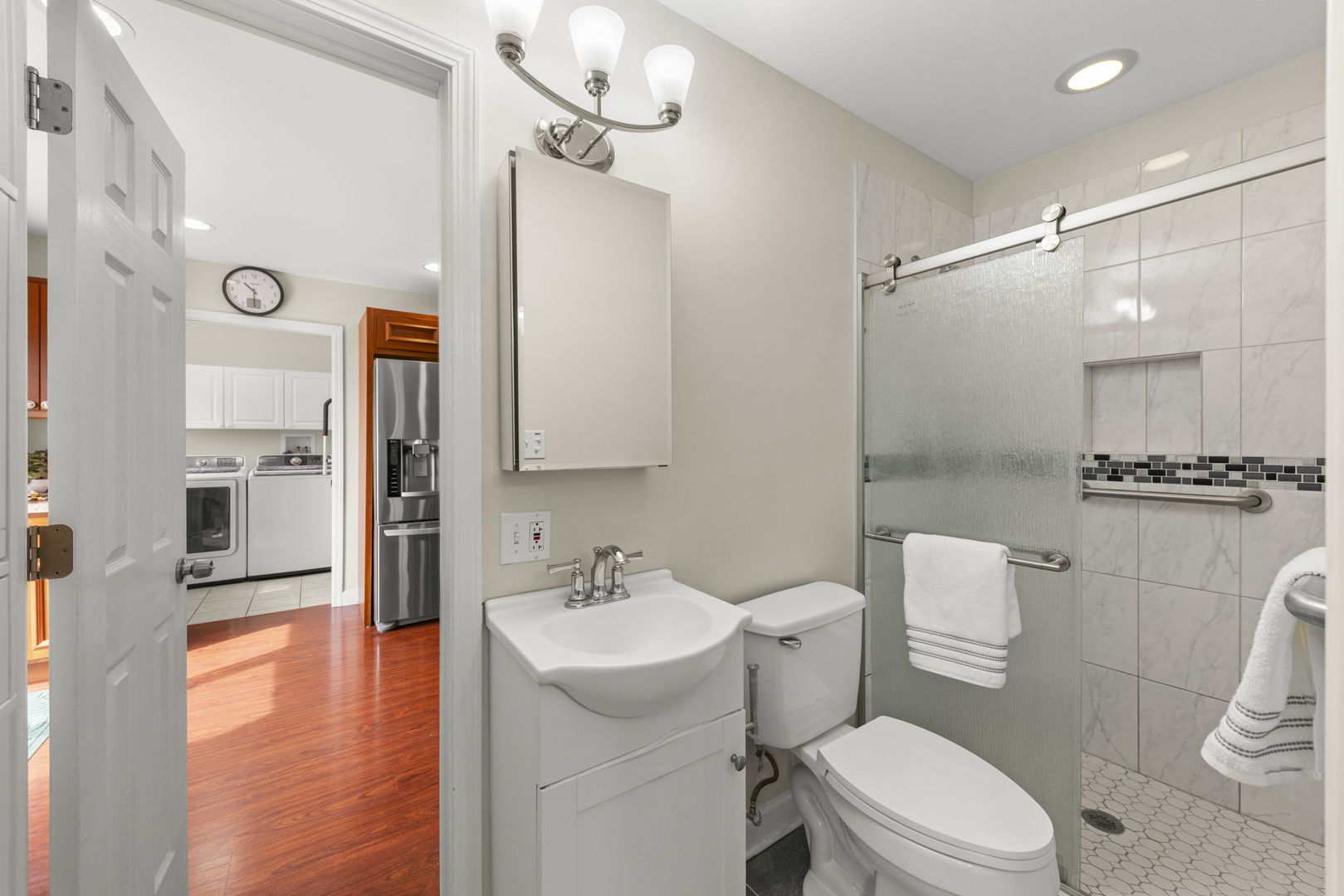 315 Apache Lane Hoffman Estates, IL 60169 - Photo 11 of 29