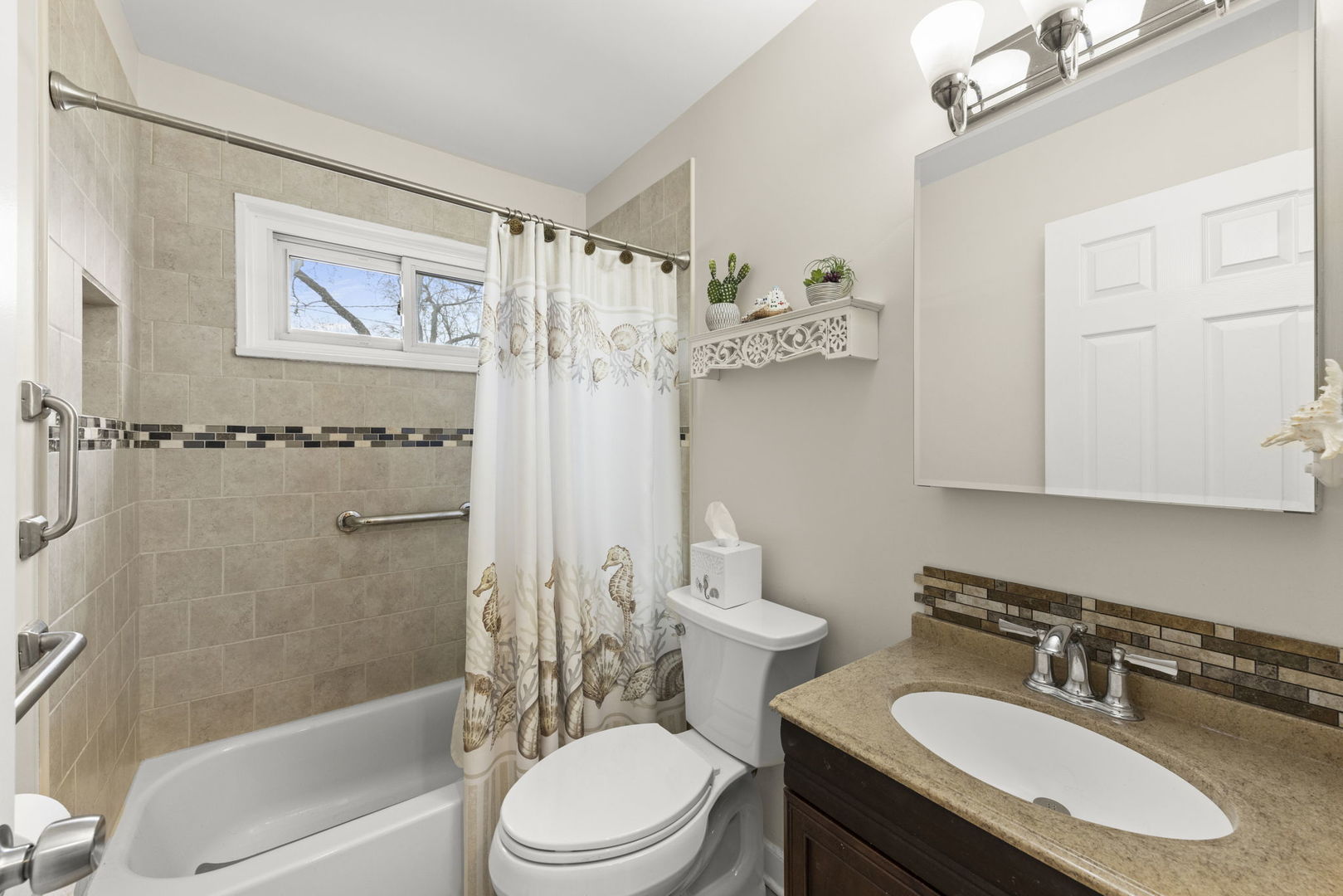 315 Apache Lane Hoffman Estates, IL 60169 - Photo 14 of 29