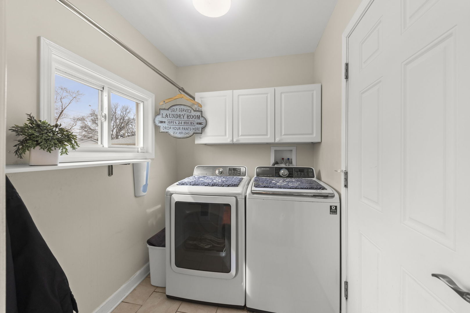 315 Apache Lane Hoffman Estates, IL 60169 - Photo 17 of 29