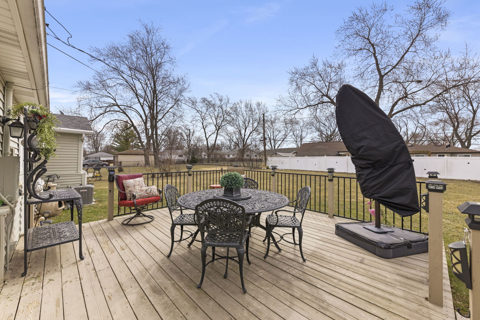 315 Apache Lane Hoffman Estates, IL 60169 - Photo 18 of 29