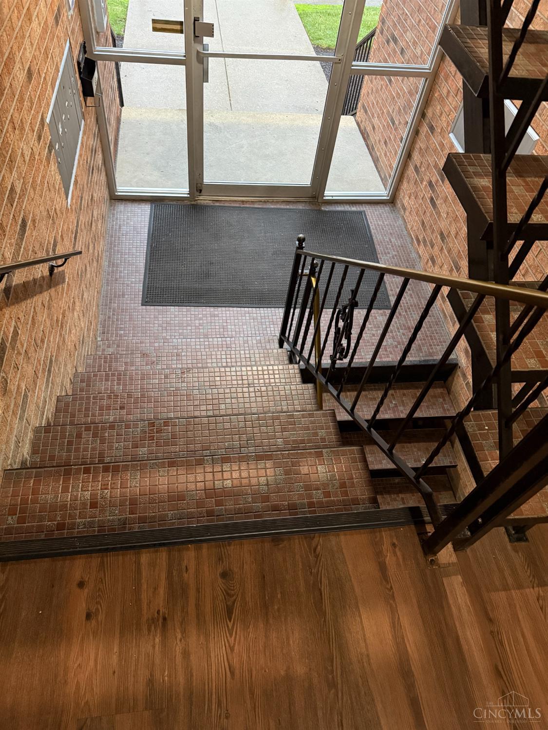 6646 Hearne Road, Unit 209 Cincinnati, OH 45248 - Photo 4 of 15