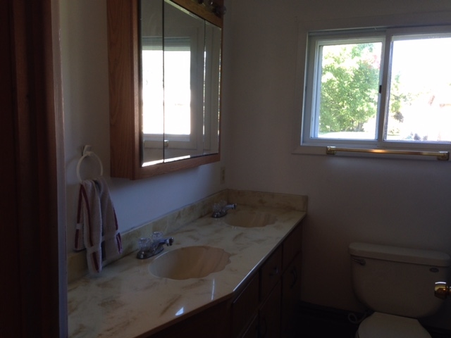 19845 Gennett Road Charlevoix, MI 49720 - Photo 17 of 20 1808024-16.JPG