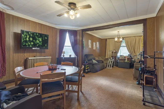 $500,000 | 1032 South Maple Avenue, Oak Park, IL 60304