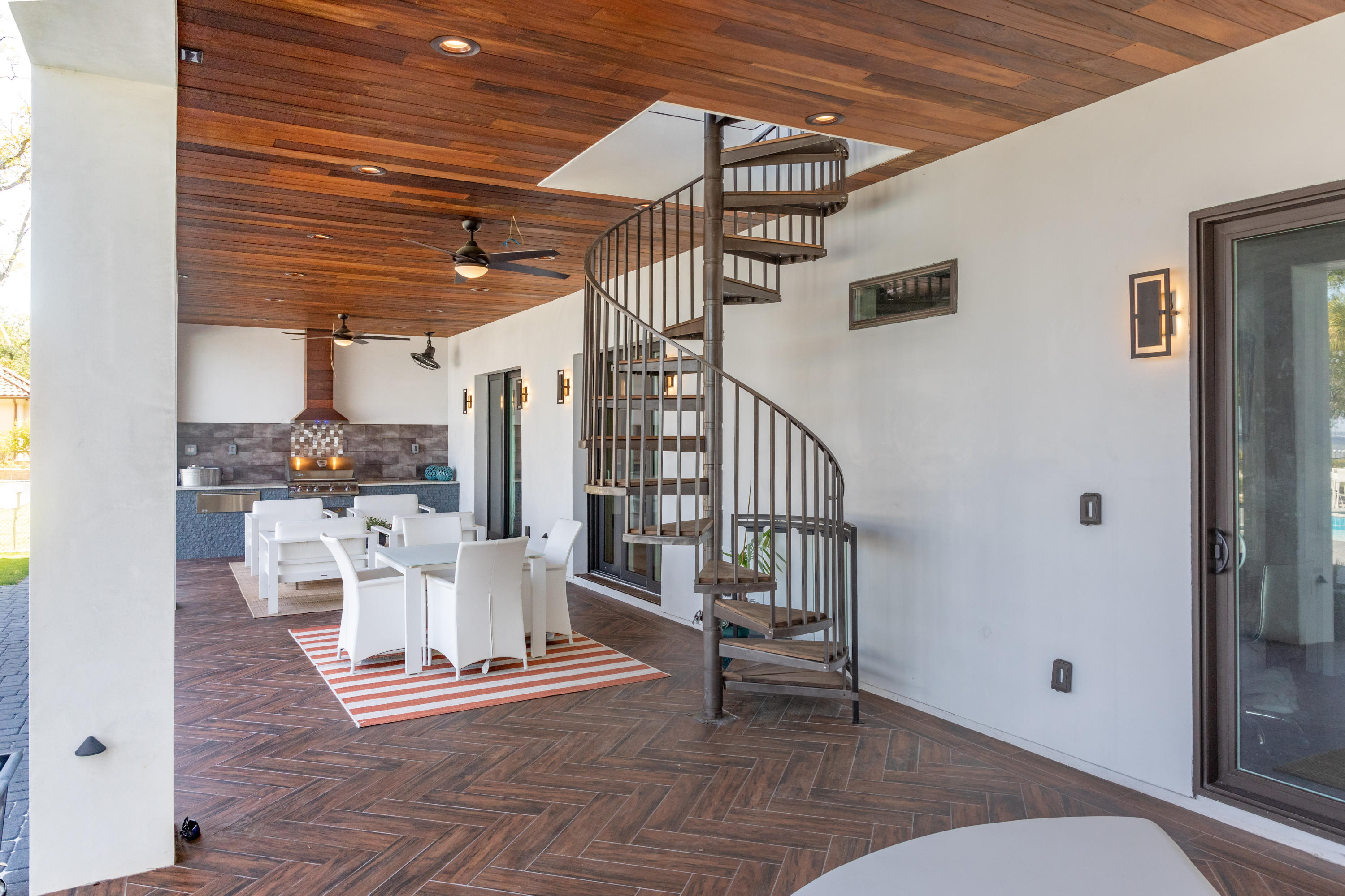 405 Driftwood Point Road Santa Rosa Beach, FL 32459 - Photo 26 of 57 a living room with furniture