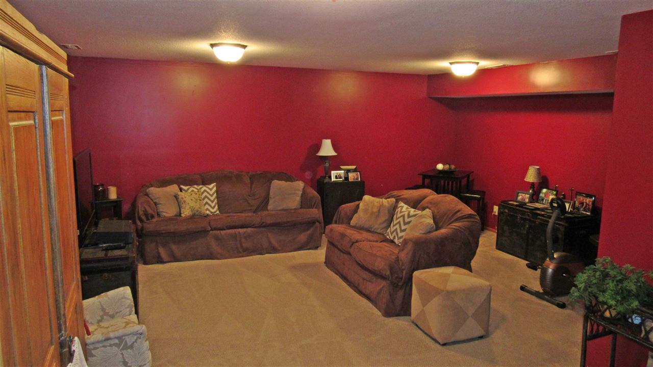 4119 County Road 63 Butler, IN 46721 - Photo 3 of 28