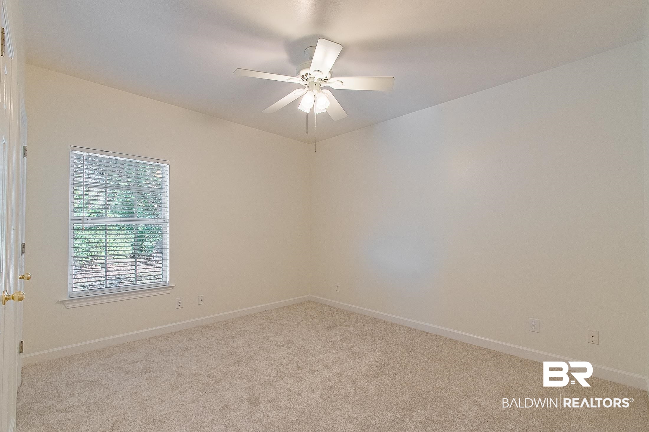 167 Hawthorne Circle Fairhope, AL 36532 - Photo 21 of 32 Bedroom 2