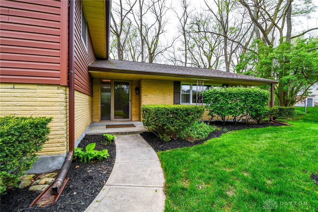 5707 Brampton Road Dayton, OH 45429 - Photo 7 of 46 Gallery Image 7