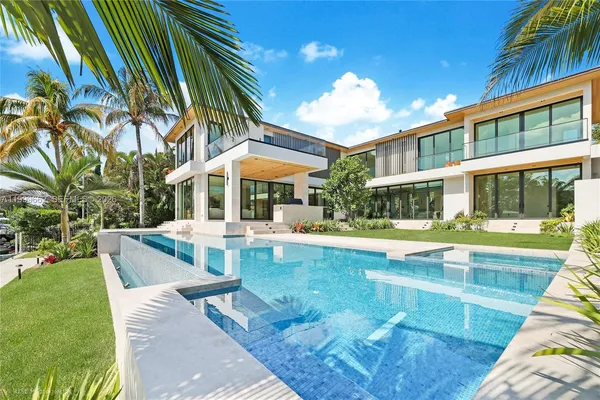 $29,500,000 | 770 Lake Road, Miami, FL 33137