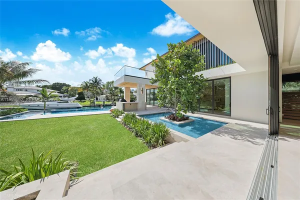 $29,500,000 | 770 Lake Road, Miami, FL 33137