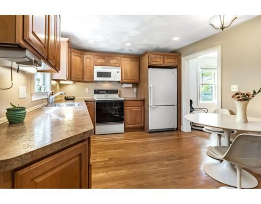 27 Riverside Street Danvers, MA 01923 - Photo 10 of 28 Gallery Image 10