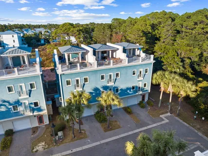 a picture of city view