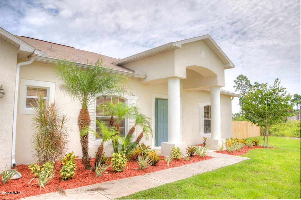 2110 Gandy Road Southwest Palm Bay, FL 32908 - Photo 16 of 18 Beautiful Landscape