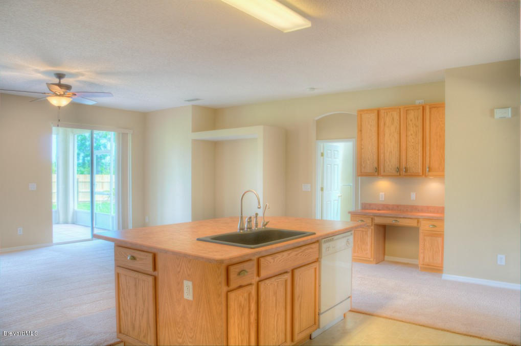 2110 Gandy Road Southwest Palm Bay, FL 32908 - Photo 8 of 18 Custom Kitchen
