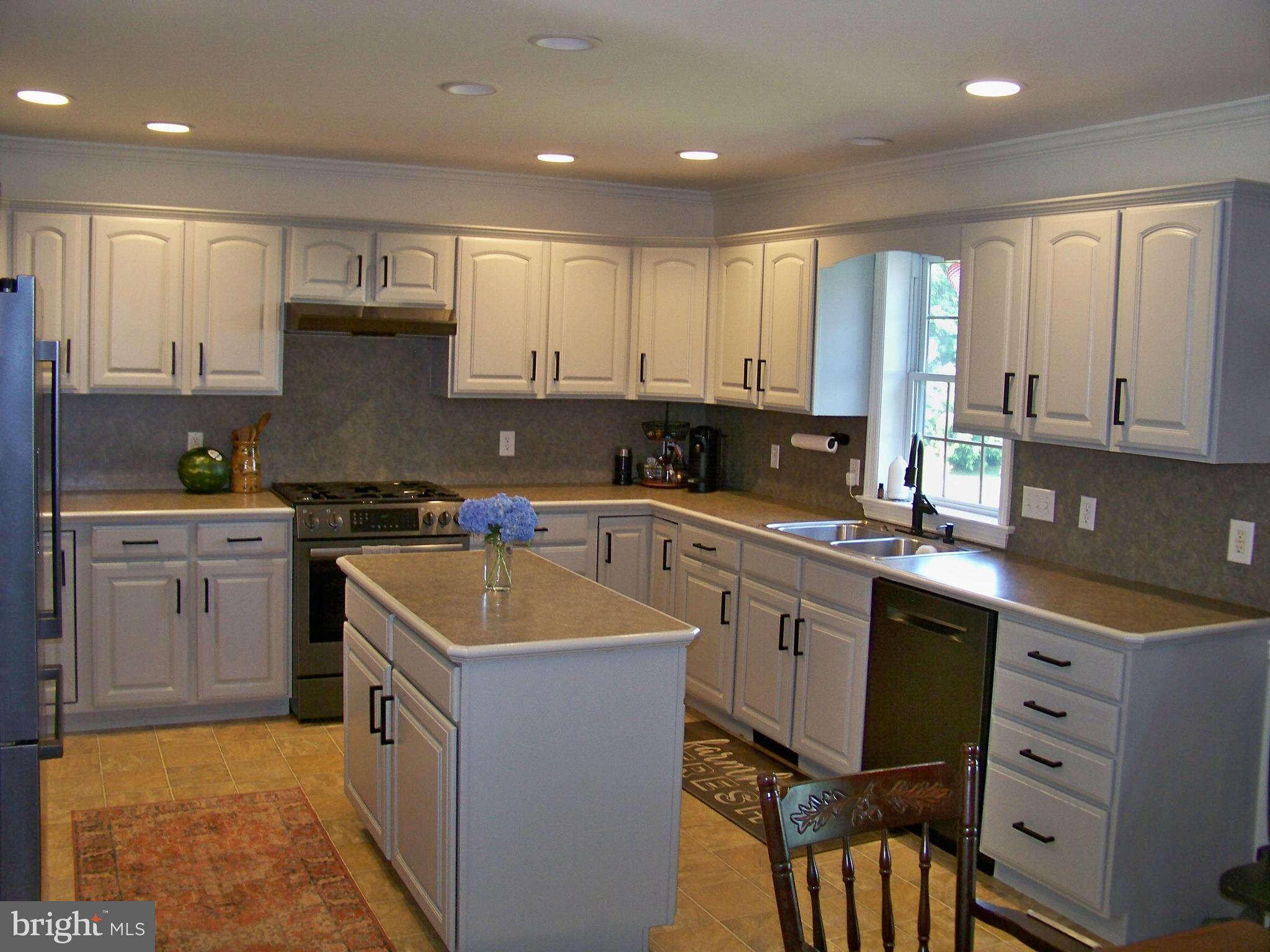 270 Little Britain Road Nottingham, PA 19362 - Photo 15 of 25 Kitchen w/ Gas Stove