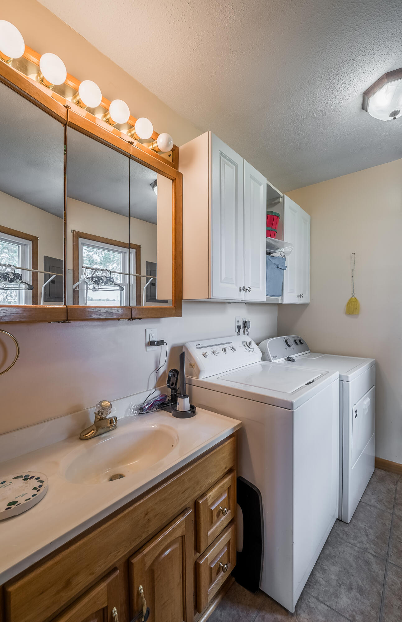 1358 Stephens Road Sidney, OH 45365 - Photo 11 of 28 Gallery Image 11