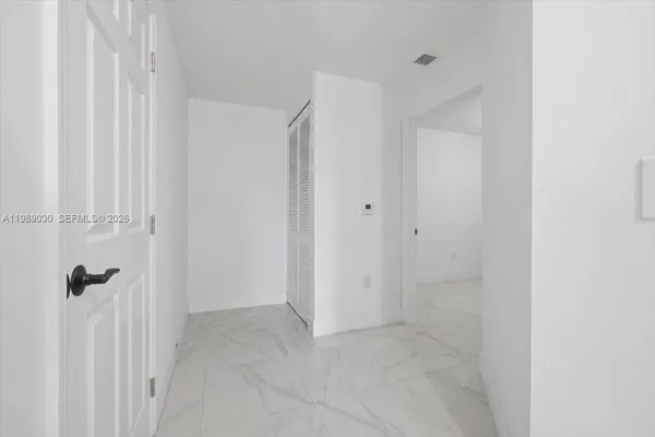 $4,400 | 8390 Southwest 72nd Avenue, Unit 106, Miami, FL 33143