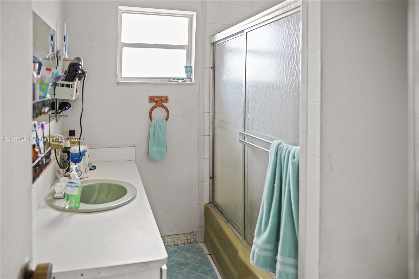 21 Southwest 109th Avenue, Unit B7 Sweetwater, FL 33174 - Photo 9 of 20