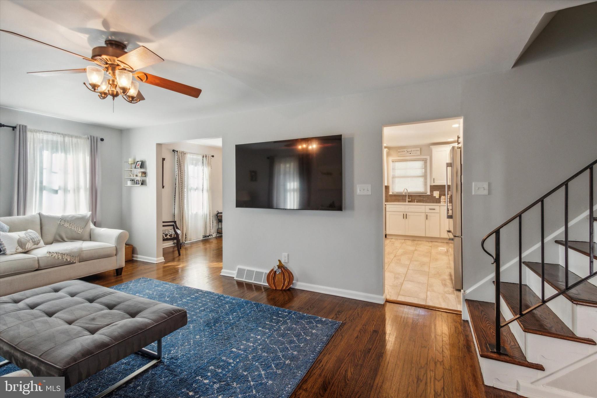 318 Hemlock Lane Springfield, PA 19064 - Photo 10 of 35