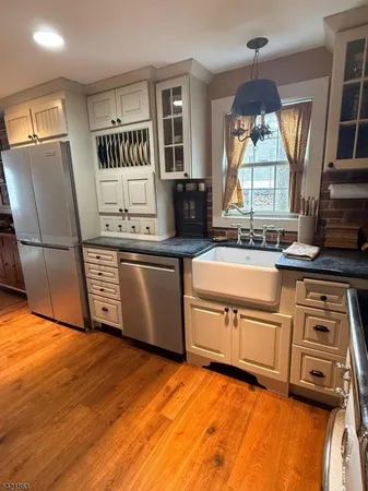 $4,300 | 11 Oak Parkway, Sparta, NJ 07871