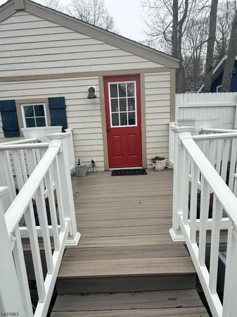 $4,300 | 11 Oak Parkway, Sparta, NJ 07871