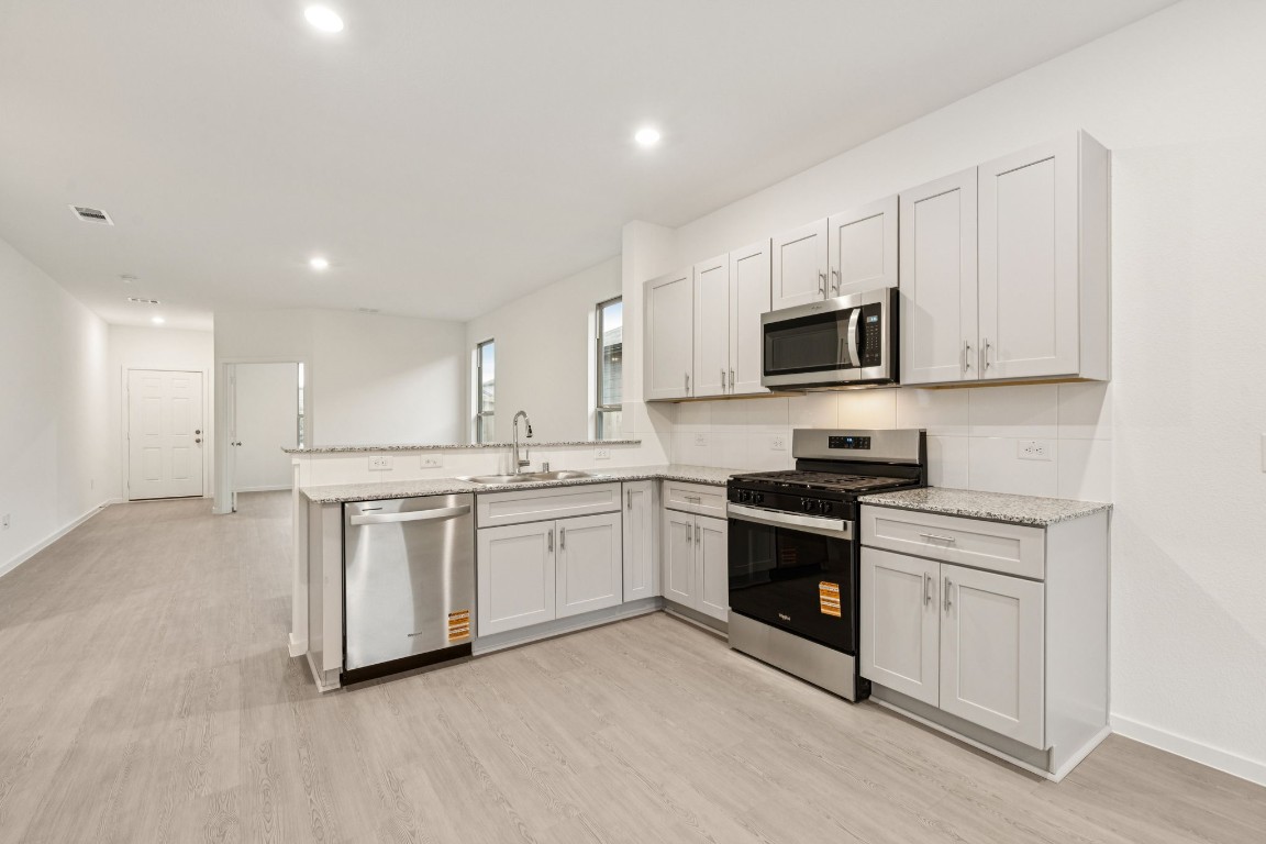 14989 Rustic Moon Road Conroe, TX 77302 - Photo 11 of 31