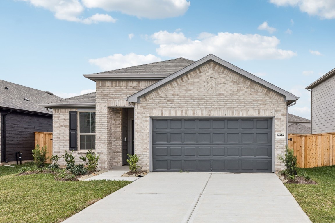 14989 Rustic Moon Road Conroe, TX 77302 - Photo 2 of 31