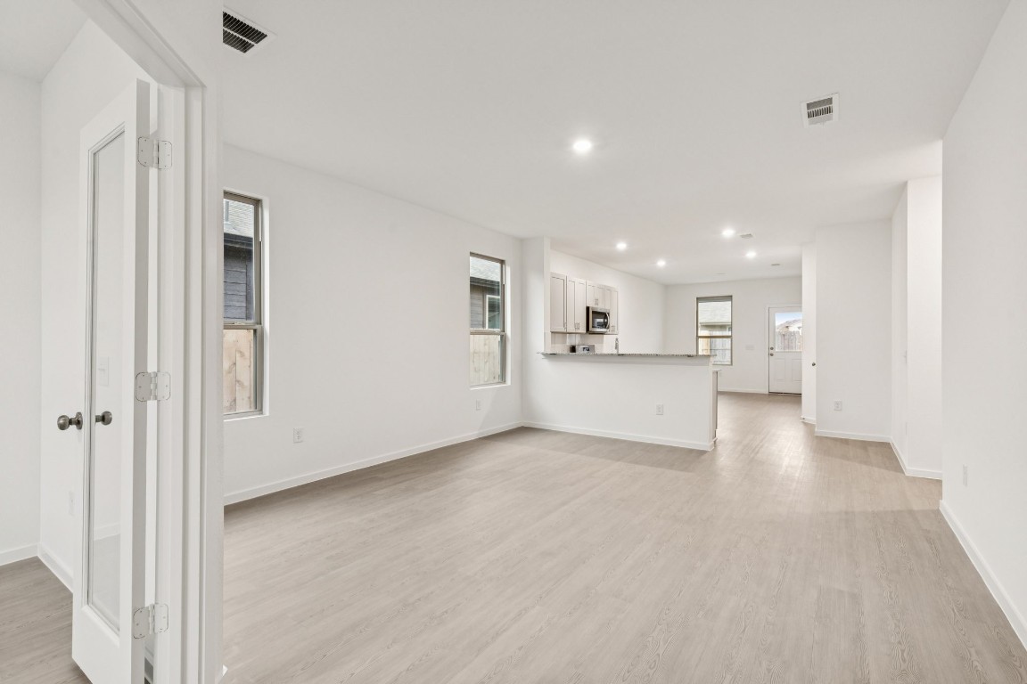 14989 Rustic Moon Road Conroe, TX 77302 - Photo 3 of 31