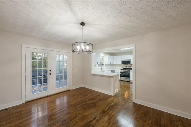 $2,400 | 237 Park Avenue, Woodstock, GA 30188