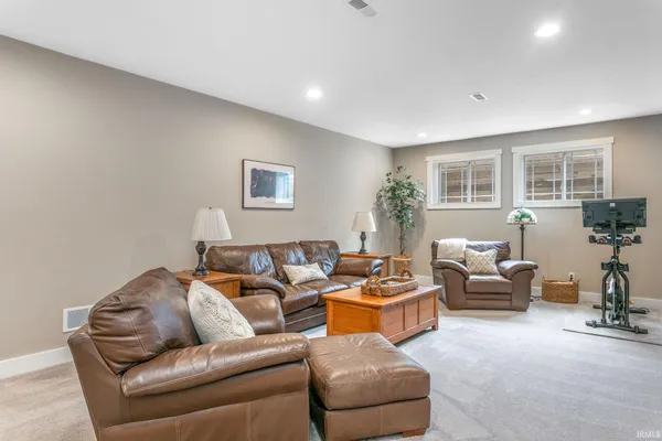 $834,900 | 54706 Columbia Bay Drive, Osceola, IN 46561