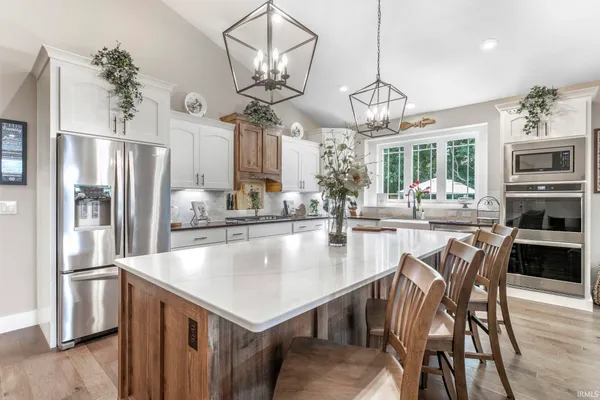 $834,900 | 54706 Columbia Bay Drive, Osceola, IN 46561