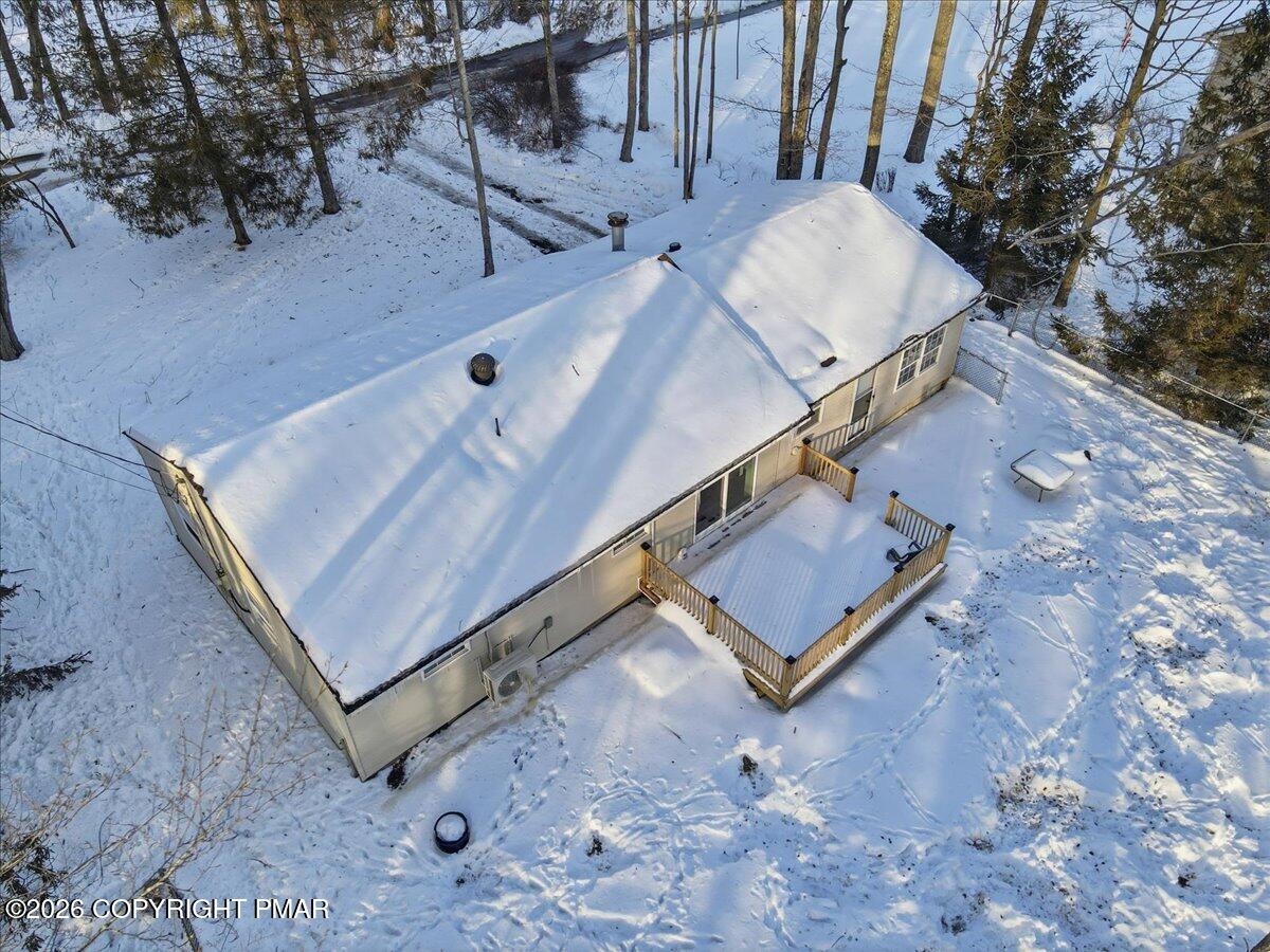 3279 Beech Ridge Drive Pocono Summit, PA 18346 - Photo 7 of 37 a view of a room with gym equipment
