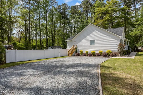 $350,000 | 127 Phyllis Drive, Benson, NC 27504