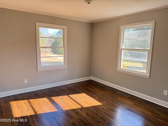 $500,000 | 2023 Highway 211, Eagle Springs, NC 27242